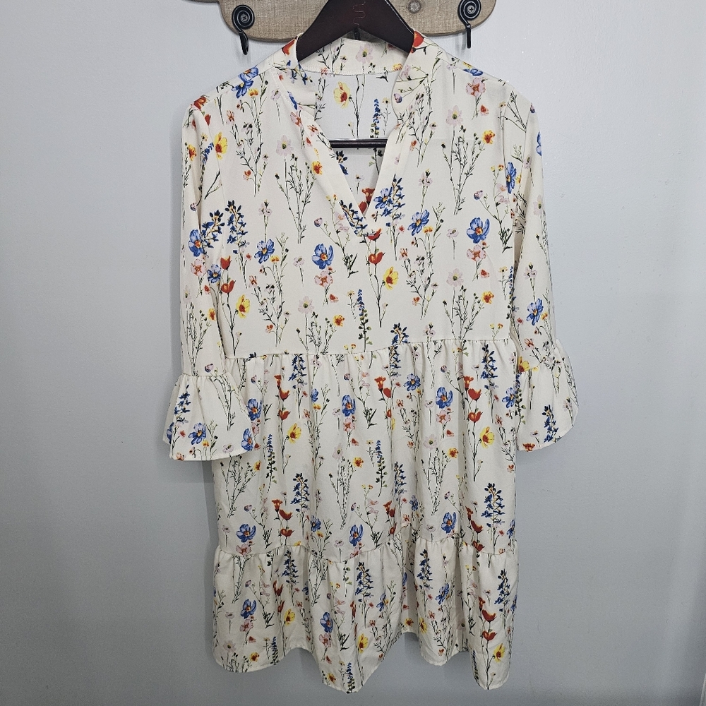 Emery Rose Floral Print Cream Dress